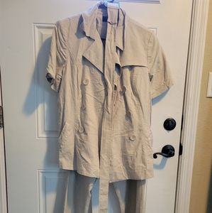 Larry Levine Women's Pants Suit
